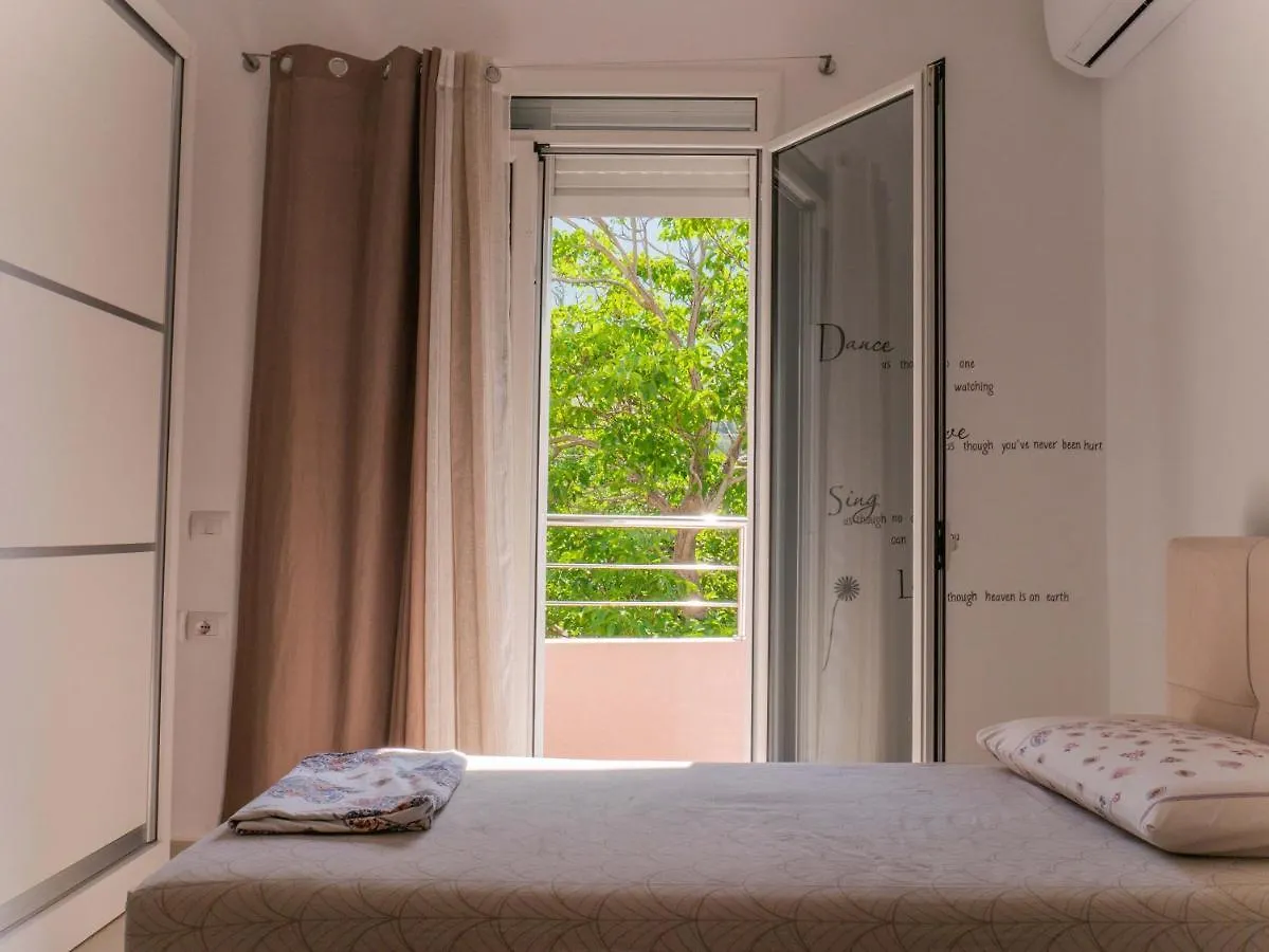 Modern Apartament Between Sea And Mountain Tragjas