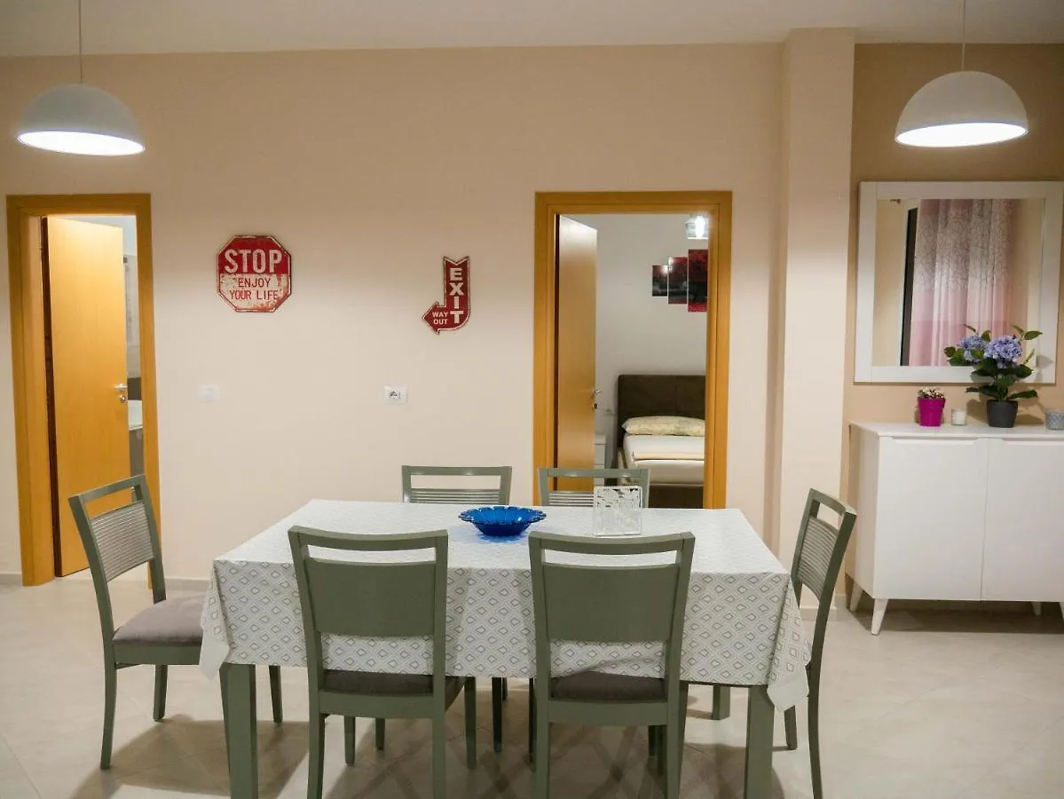 Modern Apartament Between Sea And Mountain Tragjas 0*,